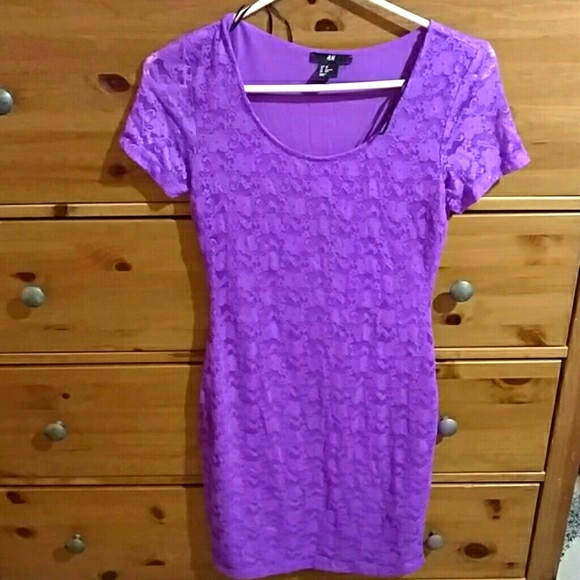 H&M Dresses & Skirts - NEW h&m lavender bodycon lace embroidered dress XS